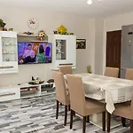 Golden Sands 1bd By Flat Mаnager Διαμέρισμα