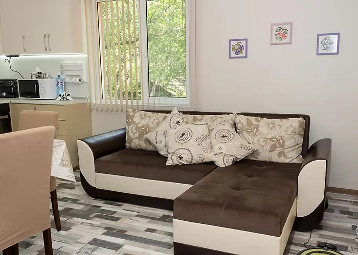 Golden Sands 1bd By Flat Mаnager *