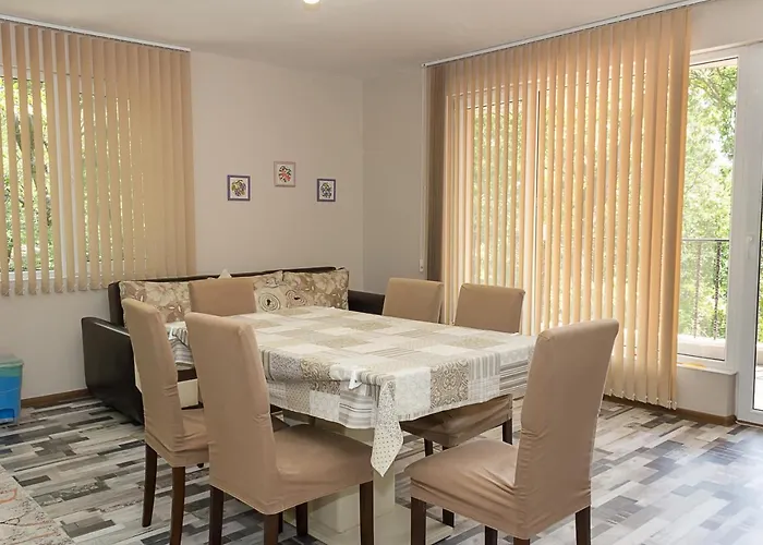 شقة Golden Sands 1bd By Flat Mаnager فارنا